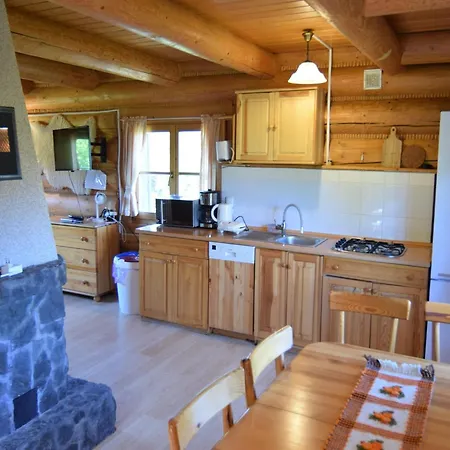 Дом отдыха Wooden House In Kopalino Near Wild Beaches *